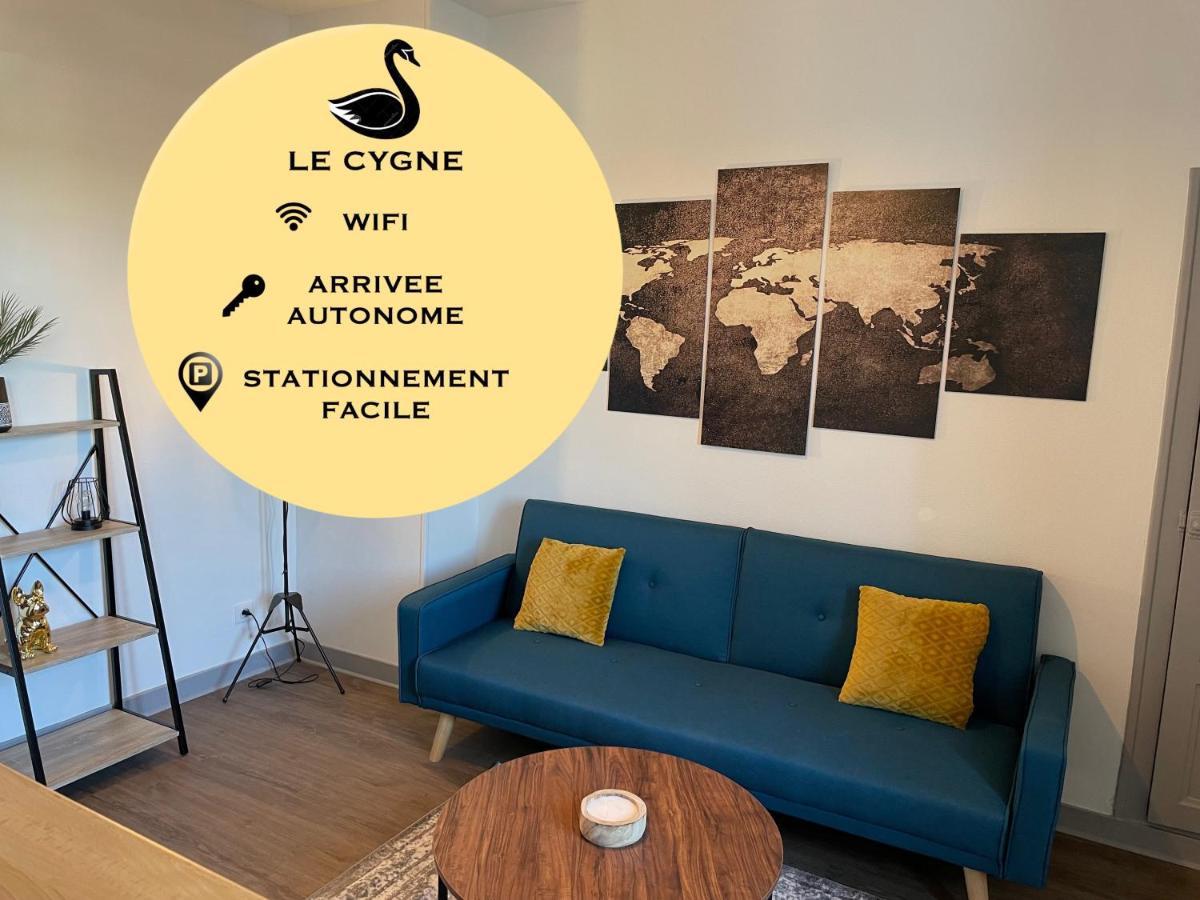 T2 4 pers face gare SNCF Appart Hotel le Cygne 2 Bourges Extérieur photo